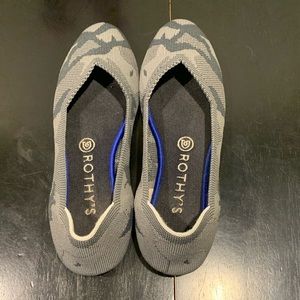 Rothys- Ballet style in gray camo